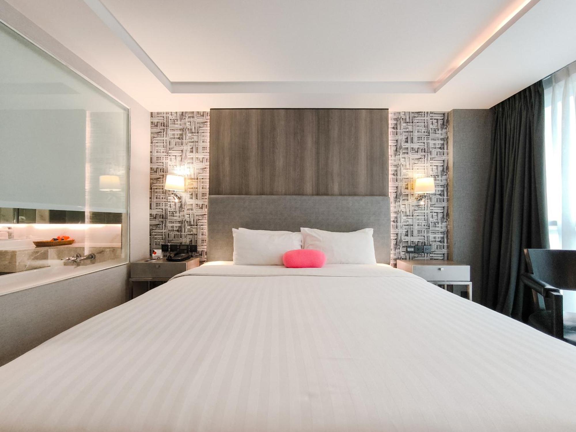 Citrus Suites Sukhumvit 6 By Compass Hospitality Bangkok Dış mekan fotoğraf