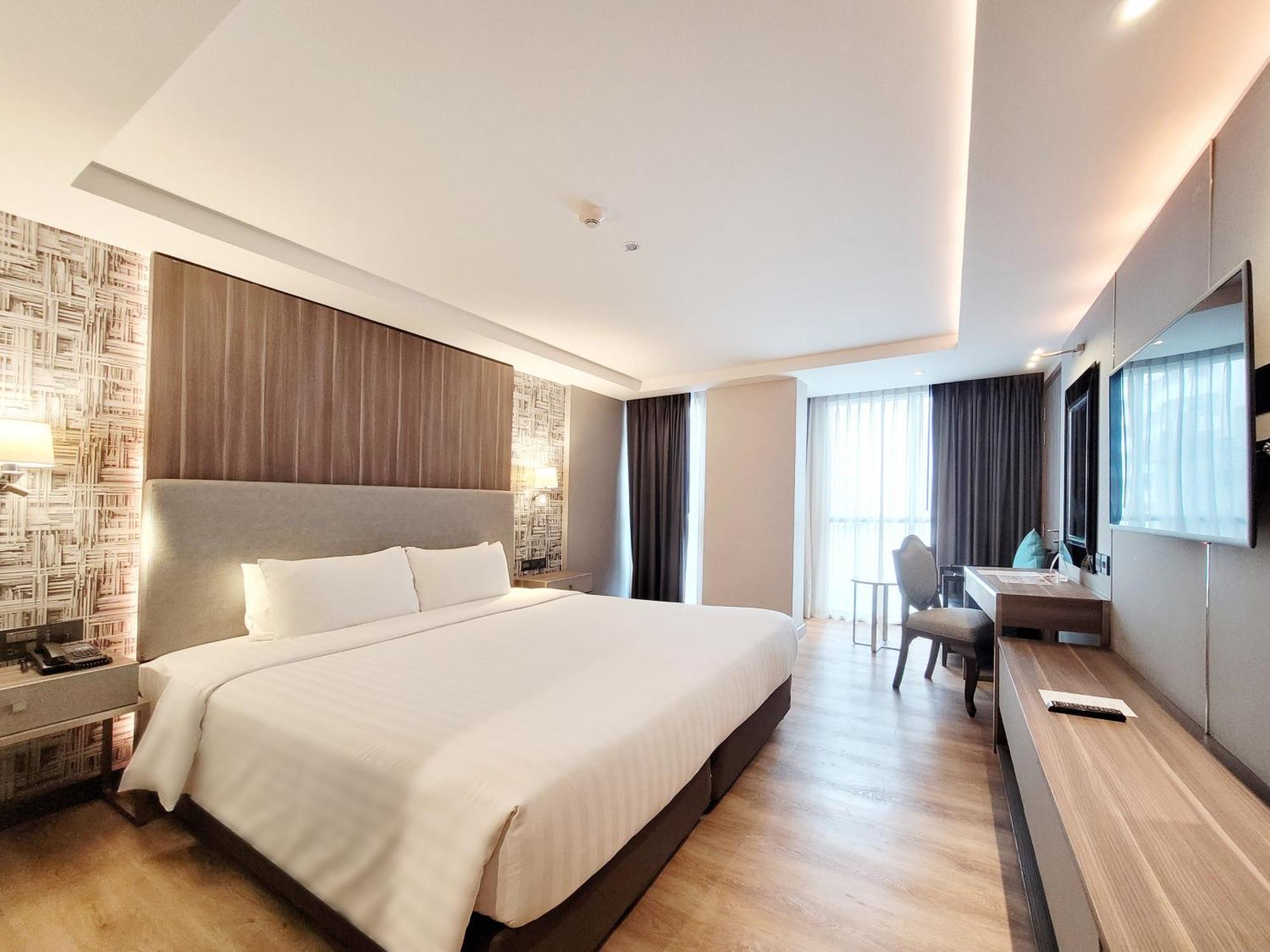 Citrus Suites Sukhumvit 6 By Compass Hospitality Bangkok Dış mekan fotoğraf