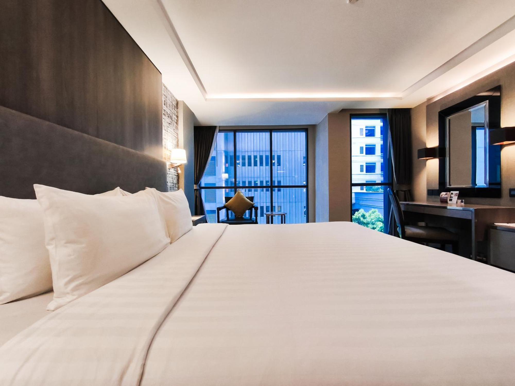 Citrus Suites Sukhumvit 6 By Compass Hospitality Bangkok Dış mekan fotoğraf